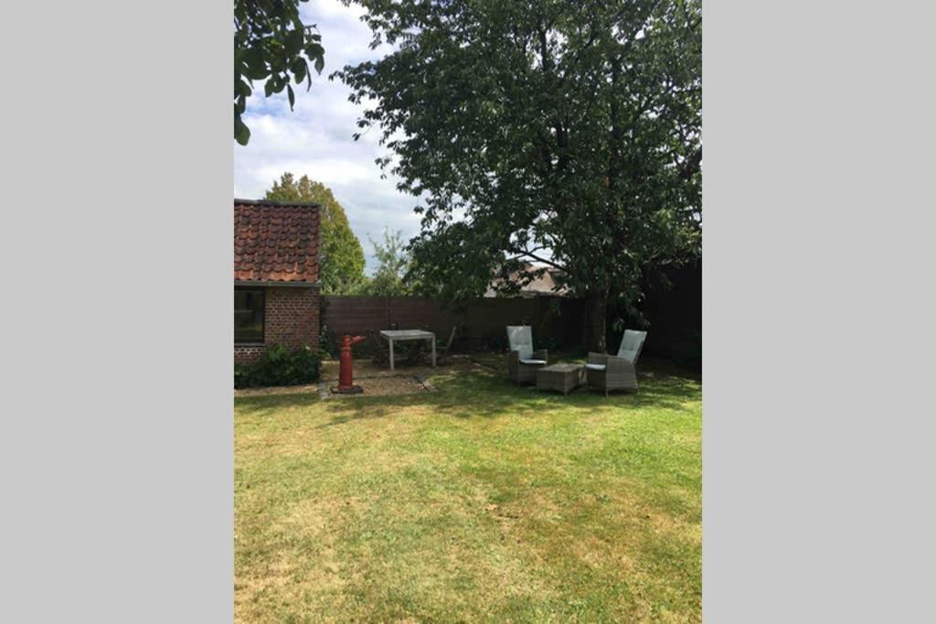 Cozy Studio On A Quaint Farm Apartamento Kruibeke Exterior foto